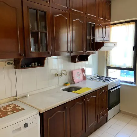 Sun Apartment *